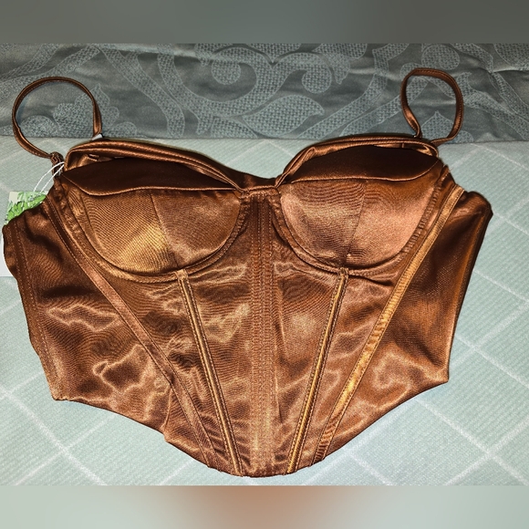 Women’s satin cowl neck spaghetti strap bustier corset crop top - Picture 2 of 4